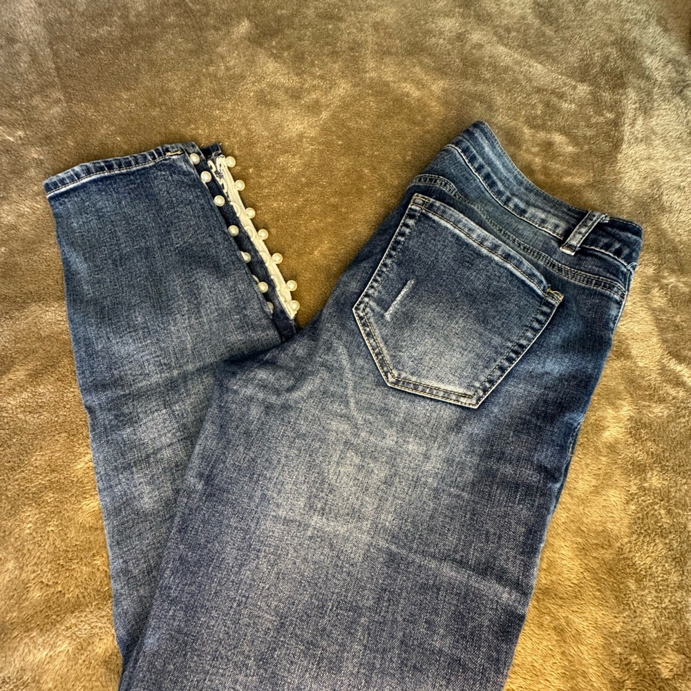 Stylish Blue Denim Jeans with pearl Detail
